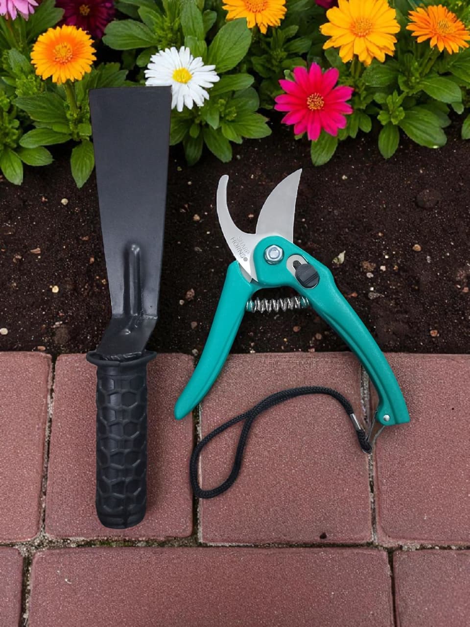 AGT®  Gardening Tool Combo – Heavy-Duty Pruning Shear Cutter & Hand Weeder for Home Garden, Lawn & Pots