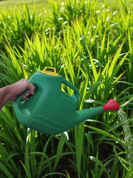 AGT®  Premium Gardening Combo – 5 Litre Green Watering Can with Blue Pruning Shear Cutter for Home, Balcony & Outdoor Plants