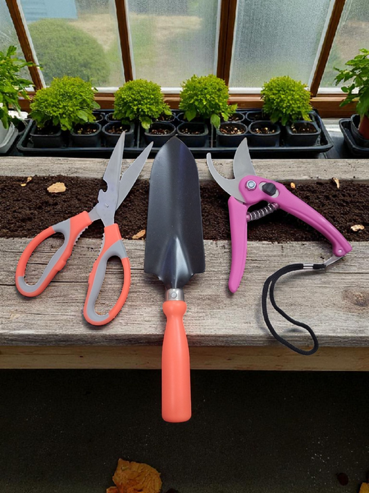 AGT® 3 multiples Garden Tool Garden Tool Kit – Durable, Rust-Resistant Tools for Home Gardening in India
