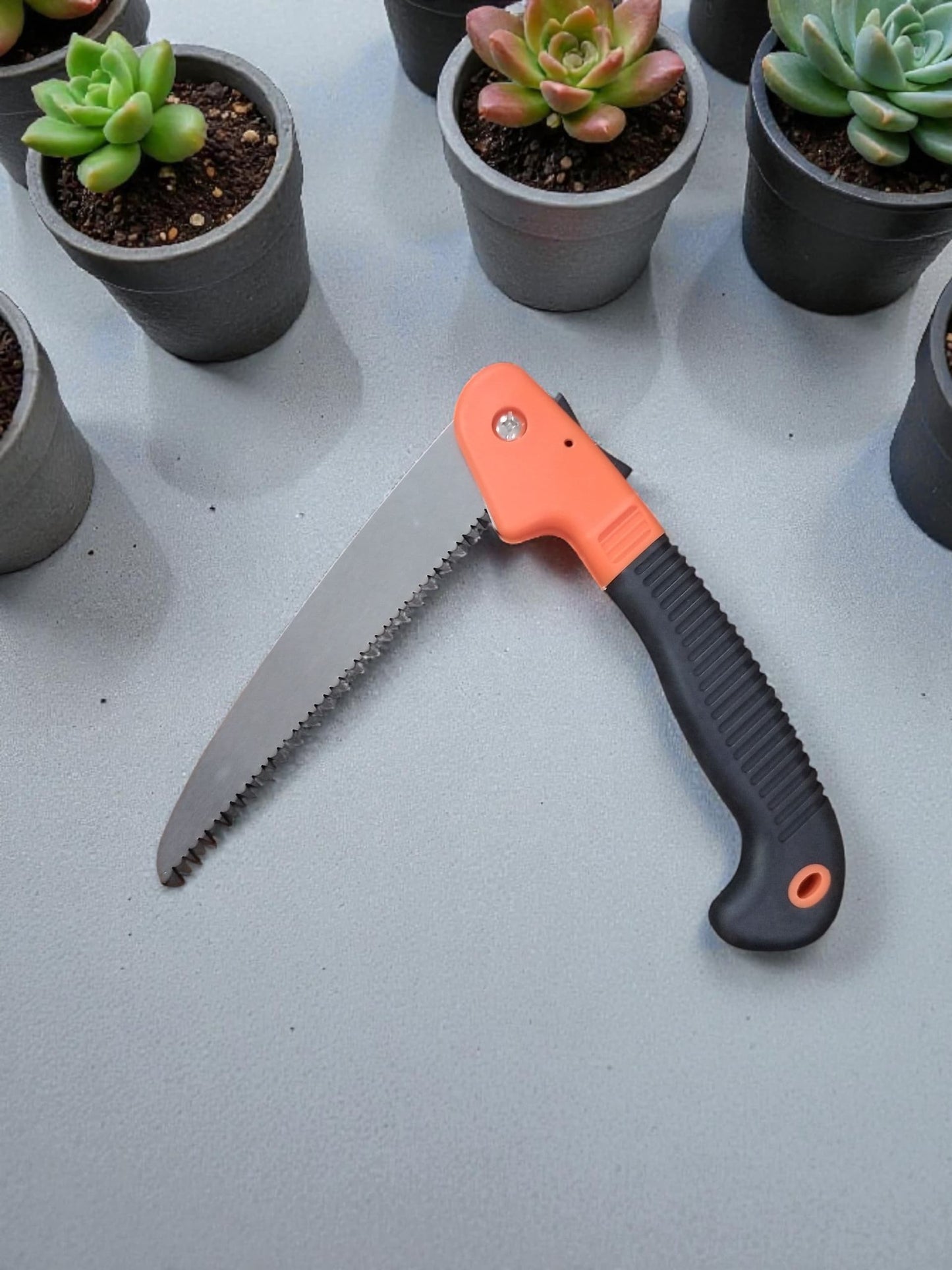 AGT Folding Hand Saw Pruner Cutter Tree Branch Wood Cutting Tools Carbon Steel Garden Tool (1 Tools)